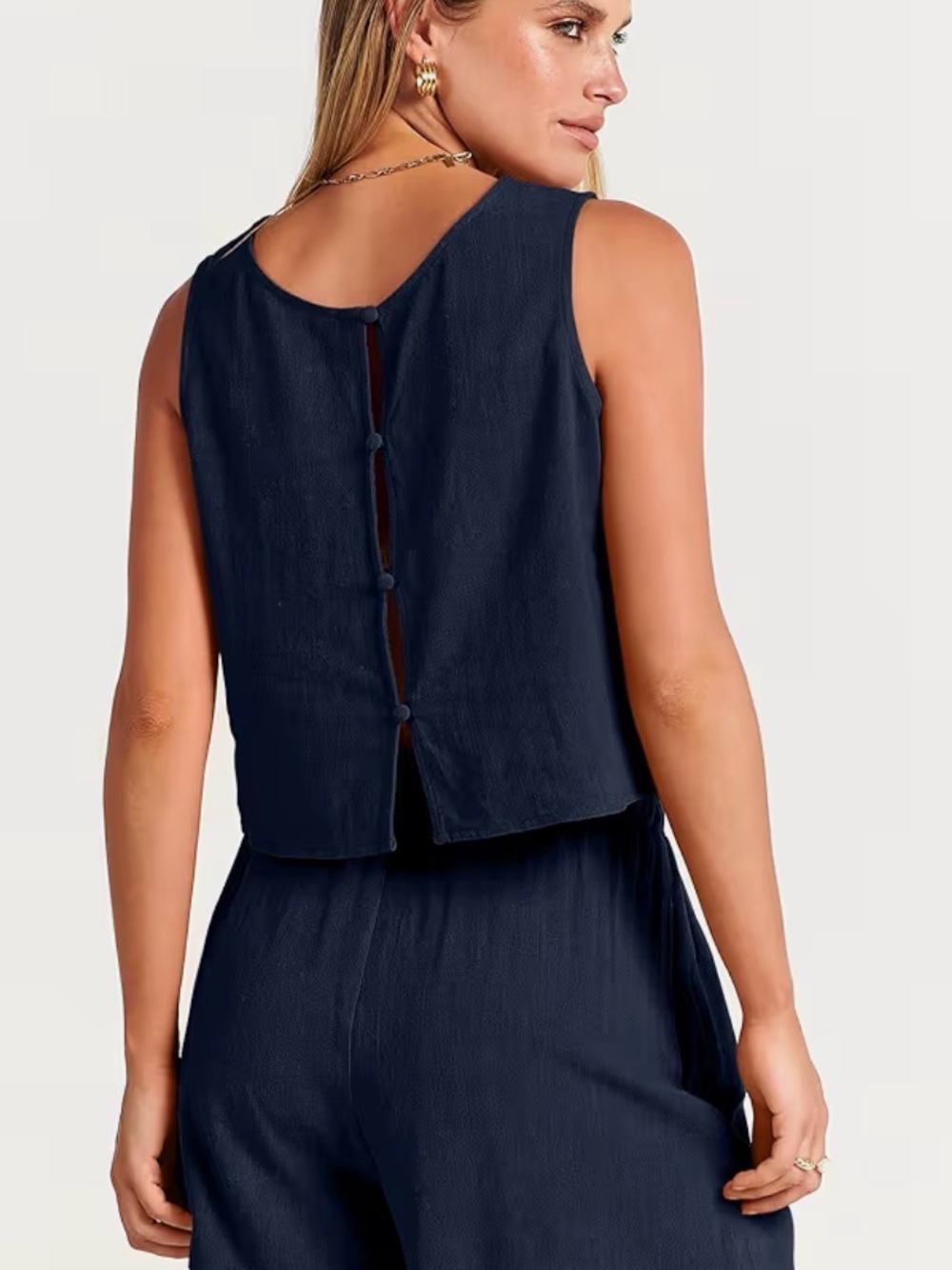 Navy Set | 2 piece crop top and high waisted shorts - Picture 2 of 12